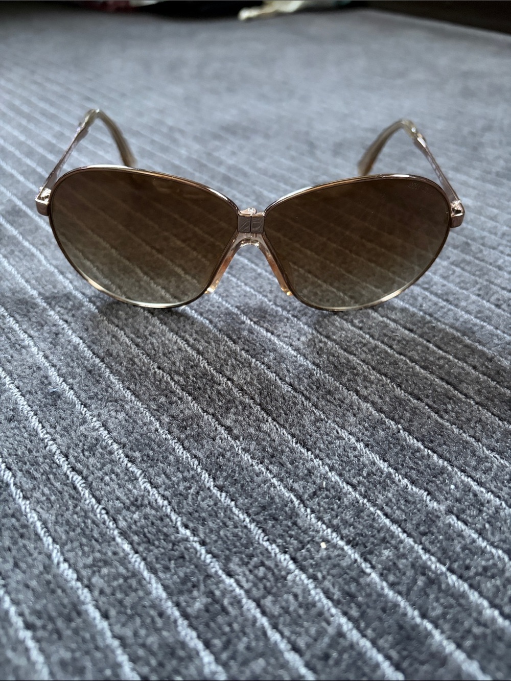 Jimmy choo sybil collapsible sunglasses in gold